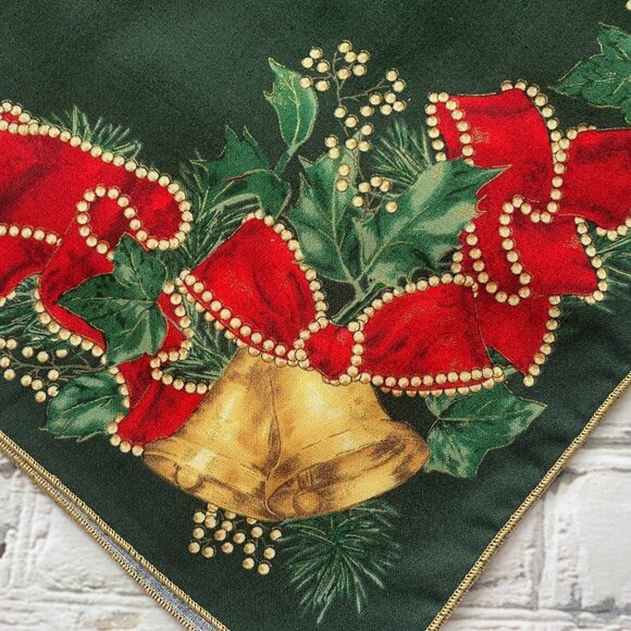 Set of 4 Red, Green & Gold Christmas Cloth Napkins With Holiday Bell & Ribbon - Picture 3 of 3